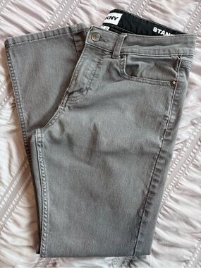 DKNY Men's Grey Straight-Leg Jeans